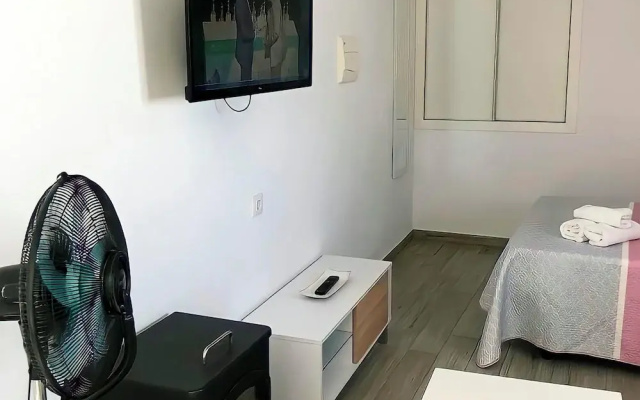 Estudio con Terraza y aire acondicionado