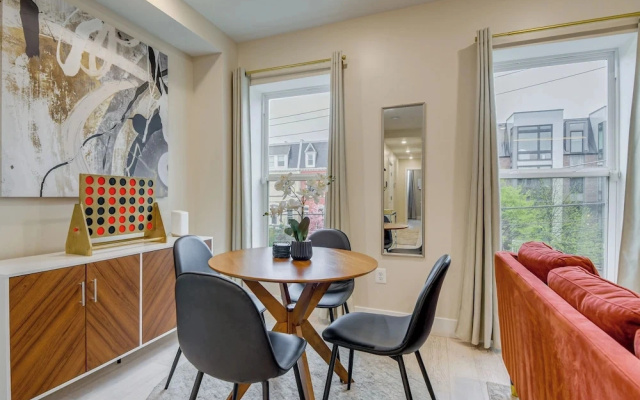 Walkable Washington Apt in Charming Petworth