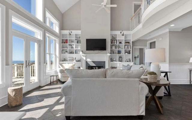 Shearwater 4 Bedroom Home by RedAwning