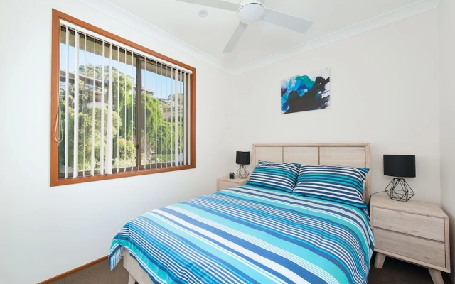 Happy Days, 49 Pantowora Street