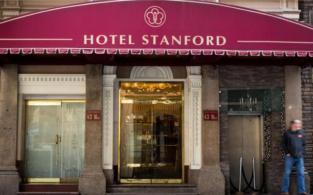 Hotel Stanford вид на фасад