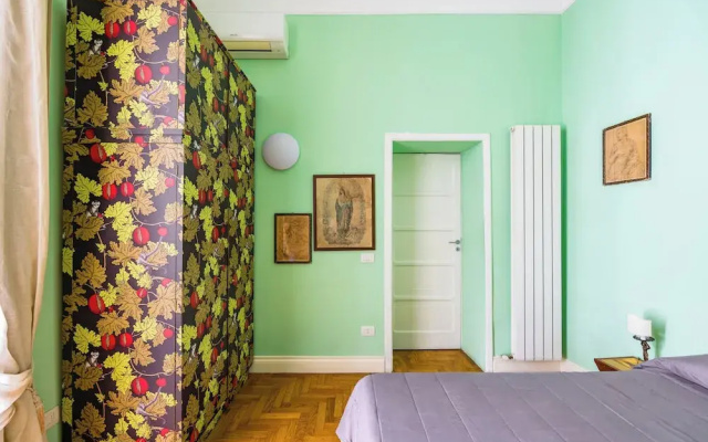 Cavour Art and Museum Flat by Napoliapartments