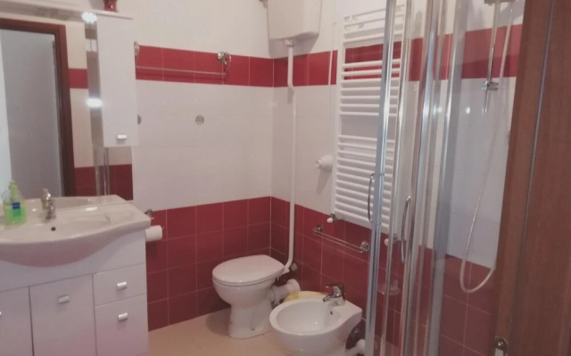 Apartment With 2 Bedrooms In Genova With Wifi