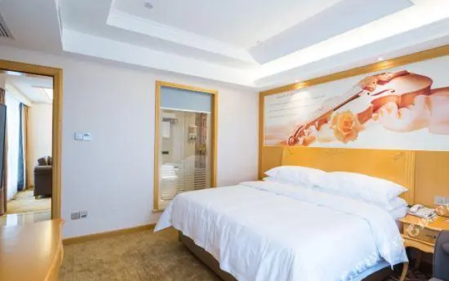 Vienna Hotel (Jiangmen Wanda Plaza)