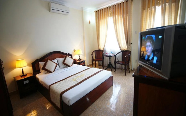 Ham Luong Hotel