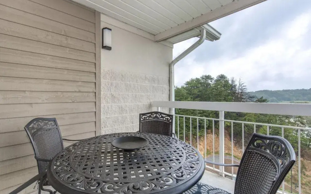 Valley Retreat Whispering Pines 142