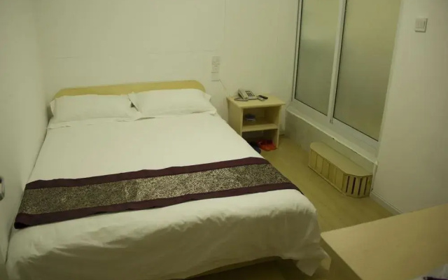 Lanting Business Hotel(青岛兰亭商务宾馆)