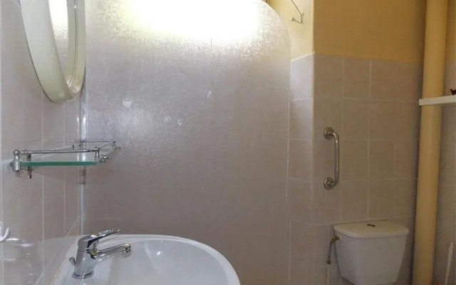 Appartement Bagnères-de-Luchon, 2 pièces, 4 personnes - FR-1-313-136