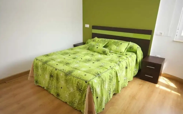 House - 3 Bedrooms with Sea views - 101983