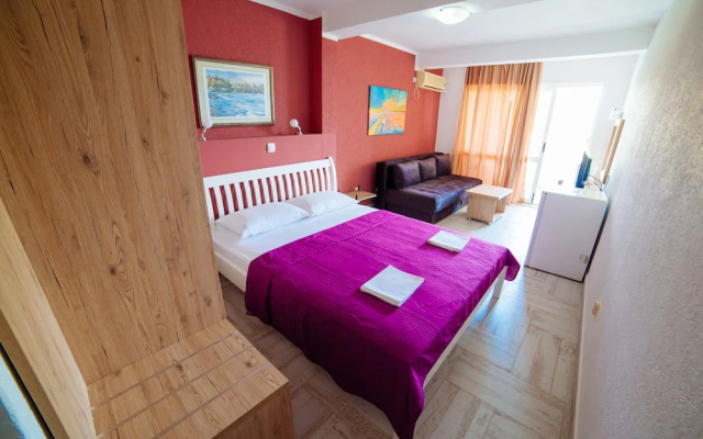 Art Apartments