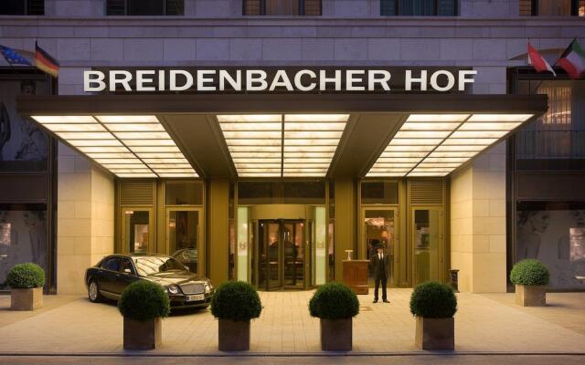 Breidenbacher Hof, a Capella Hotel вид на фасад
