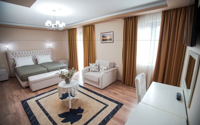 Hotel Borova