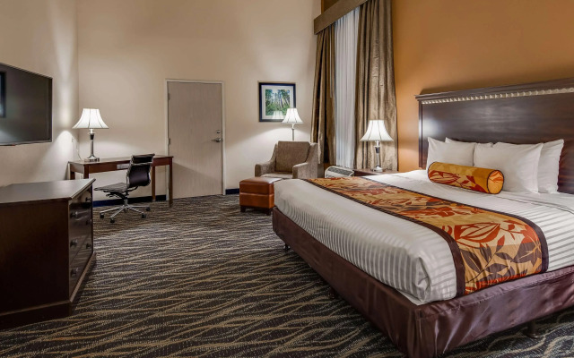 Best Western Plus Battle Ground Inn & Suites