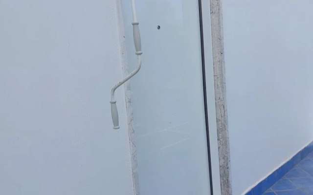 Home Close to the sea With Terrace and Free Parking