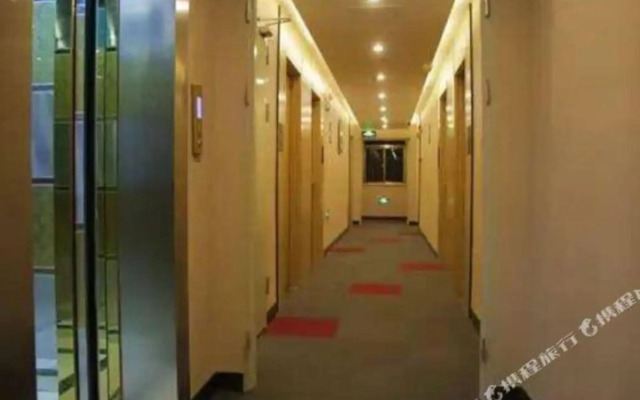 Quan Tong Hotel