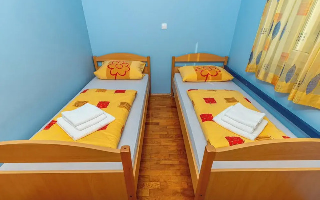 Apartman Mira