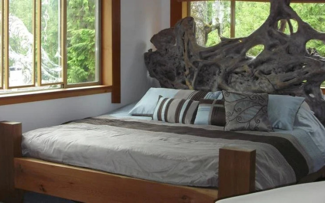 Ukee TreeHouse