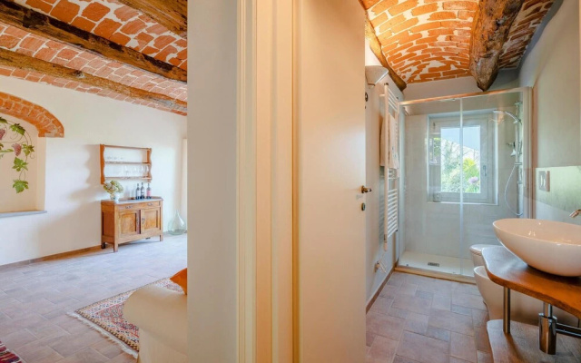 Amazing Home in Ferrere With Wifi and 1 Bedrooms