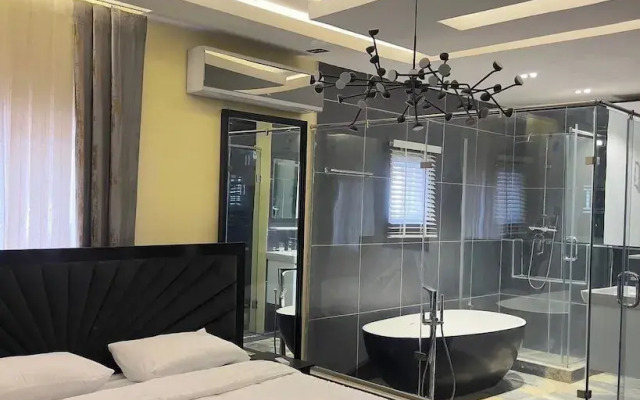 Pine Crest Hotel and Suites