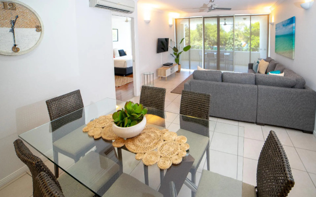 Waters Edge Apartment