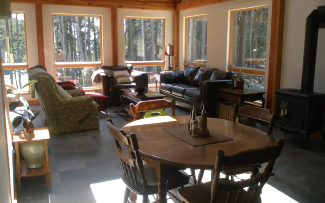Deep Cove - Two Bedroom Home