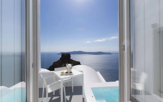 Grace Hotel, Auberge Collection
