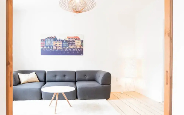Spacious and Cool 1-bed in Gadekvarteret
