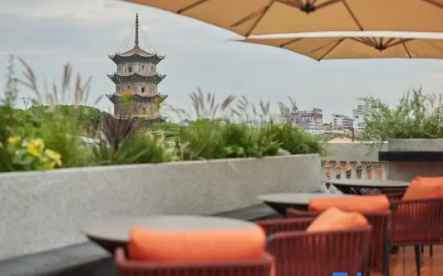 Quanzhou Lushi Homestay (West Street Kaiyuan Temple Branch)