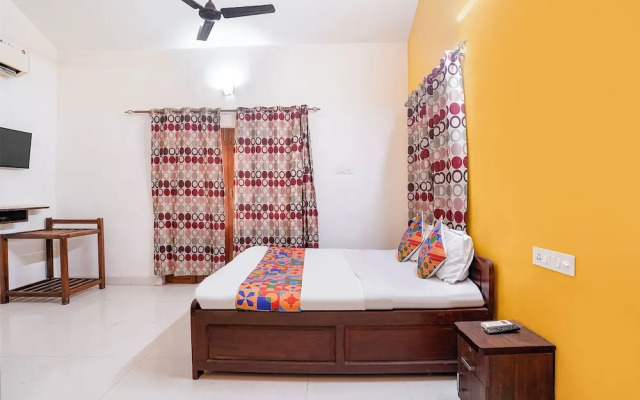 Fabhotel Triple Beach House