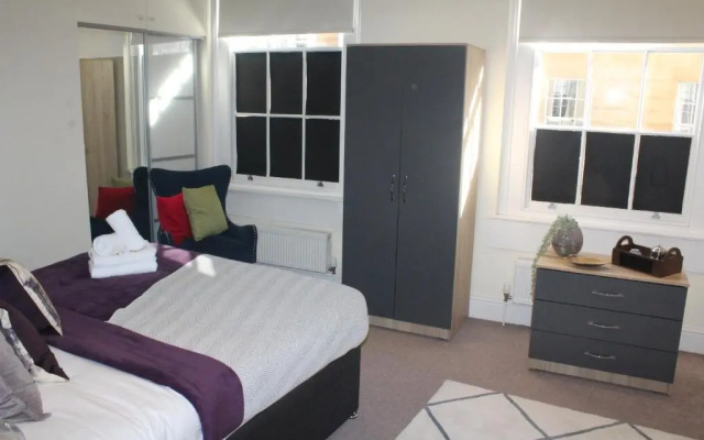 Beautiful 2 bedroom apartment in central Bath