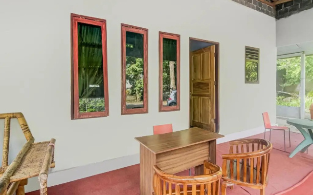 OYO 90924 Tarsius Homestay