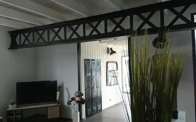 Majestic Villa in Nuaille-d'aunis With Sauna