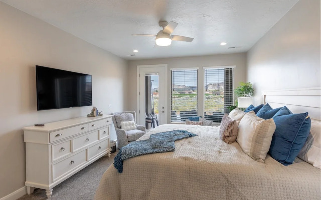 Grand View Getaway