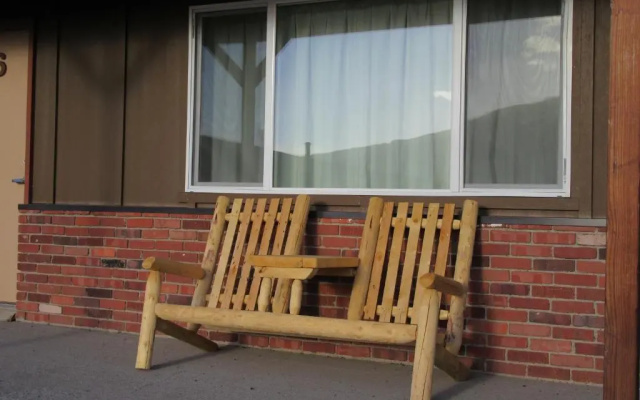 Big Bear Motel