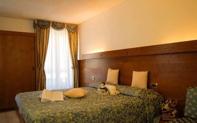 Hotel Alpino