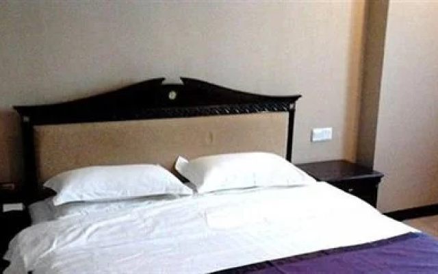 Golden Dragon Hotel - Langzhong