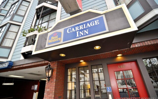 Отель Carriage Inn вид на фасад