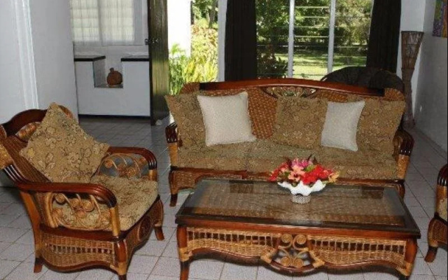 Naigani Island Resort
