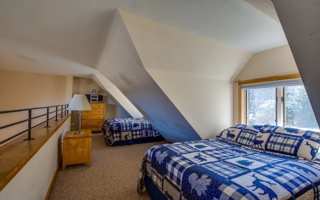 Northbrook Condo 3 Bedroom Condo