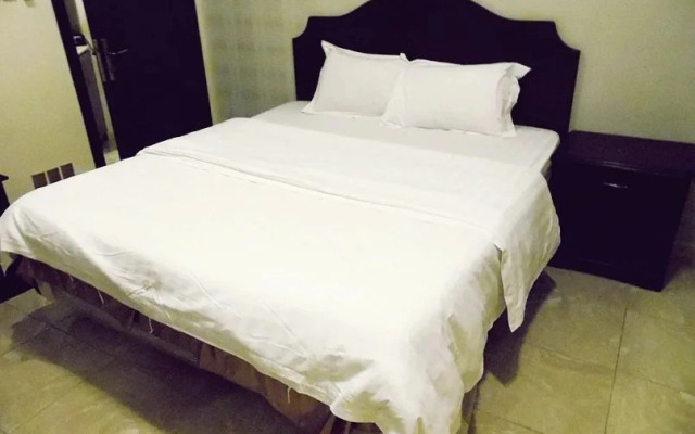 Roze Al Jawharah Suites