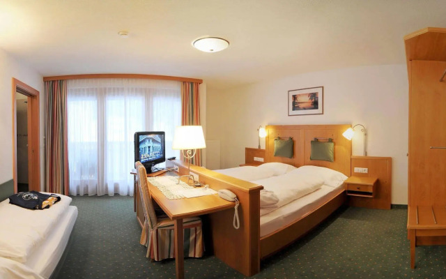 Hotel Mirabel