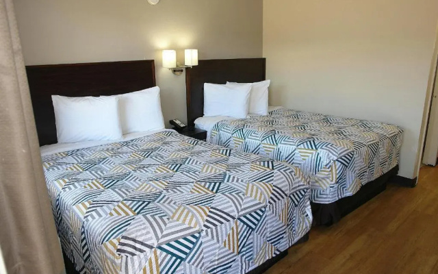 Motel 6 Hattiesburg, MS