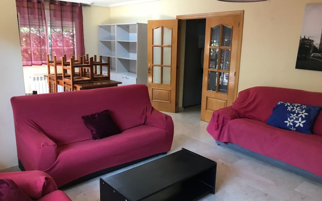 Residencias Universitarias Jose Luis 64