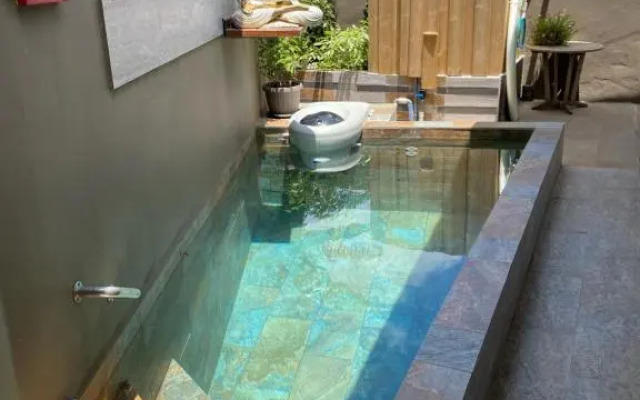Tiki House