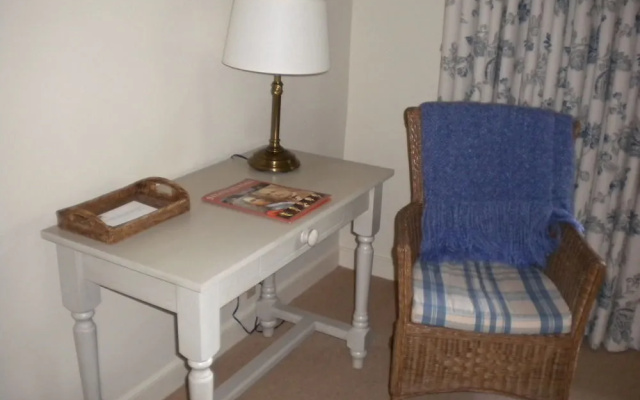 Inn at Stratford Hall