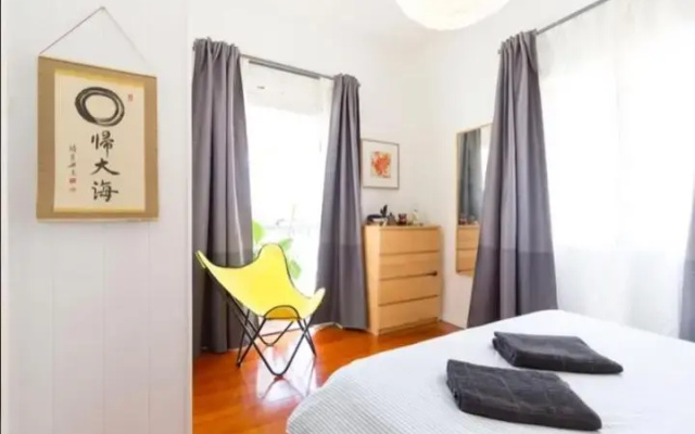 Sunny Home - near West End Cafe's, South Bank & City