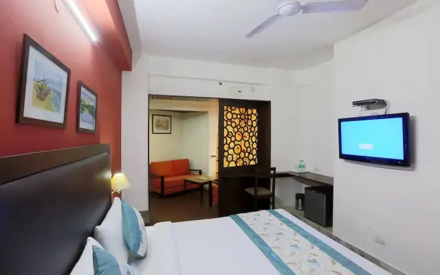 Green Lotus Airport Hotel