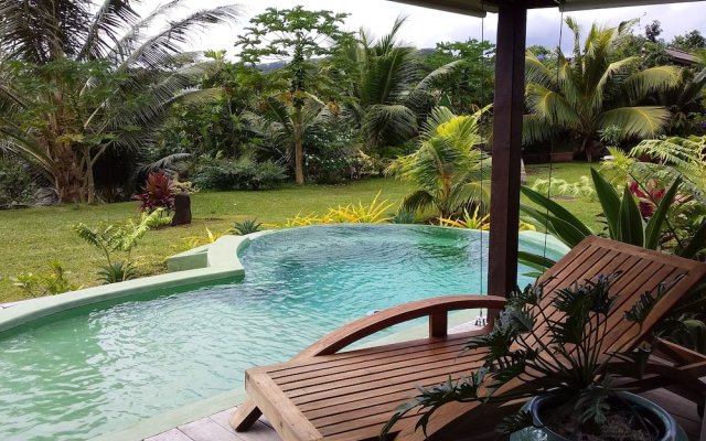 Omati Lodge in Papara, French Polynesia from 338$, photos, reviews - zenhotels.com hotel front