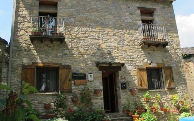 Отель Casa Gerbe Испания, Аинса - отзывы, цены и фото номеров - забронировать отель Casa Gerbe онлайн вид на фасад