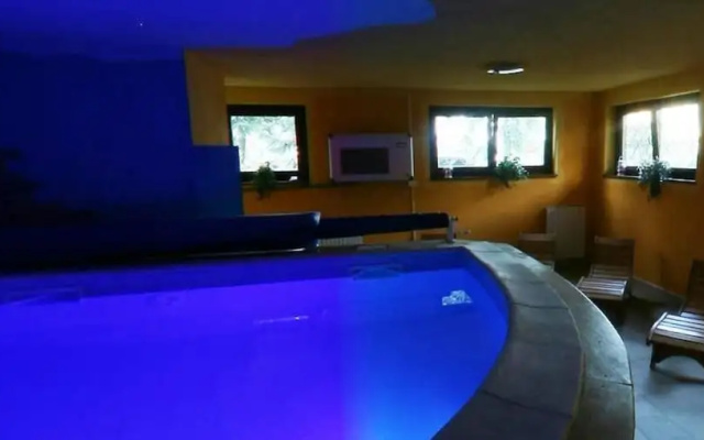 Hotel Dujany